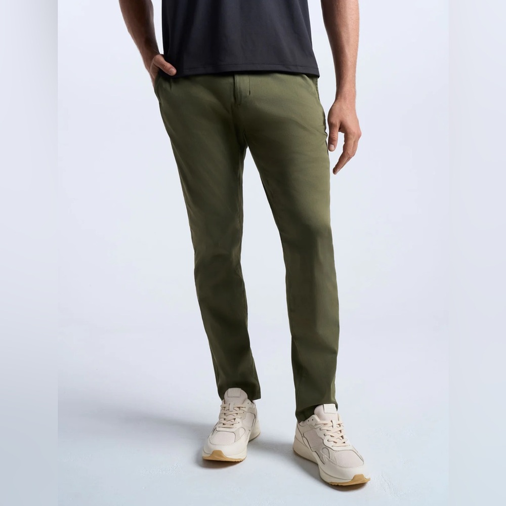 Like New Birddogs pants Alfred Itchcocks Stretch Khaki Hunter Green Size: 32x30 - Picture 3 of 7